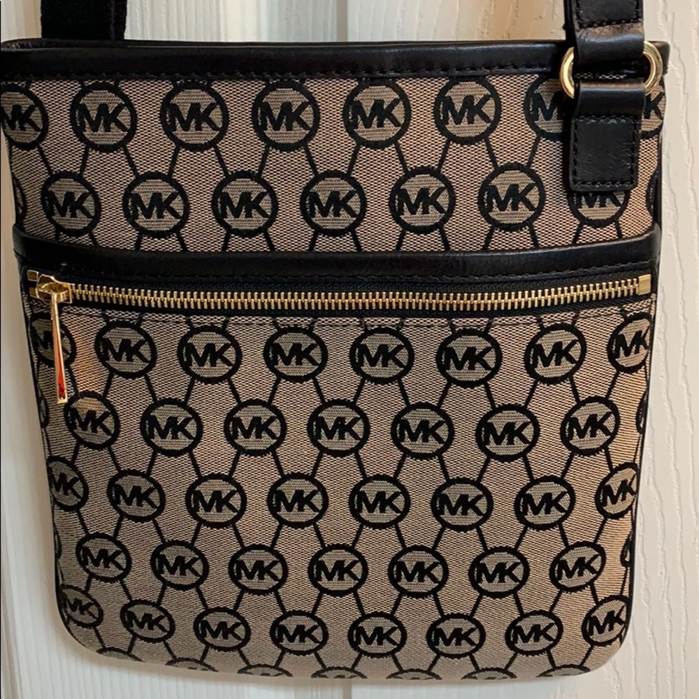 Michael Kors Cross Body Purse